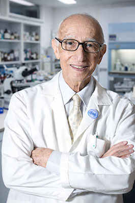 دکتر داریوش فرهود